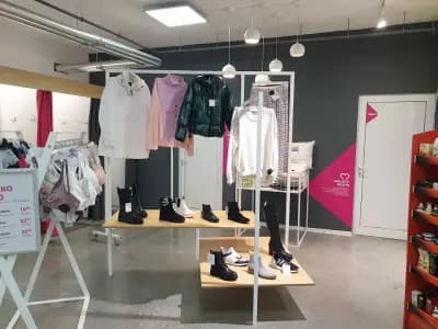 магазин MAGIA MAXX Русе- Second Hand & Outlet находки
