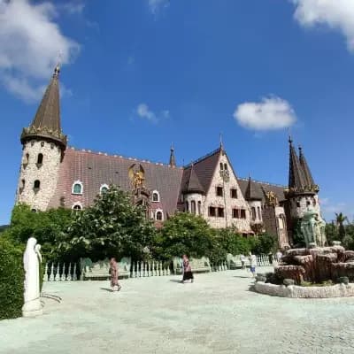 Замък Равадиново