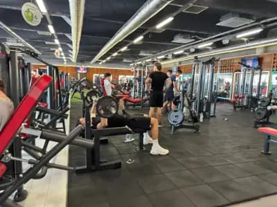 Атлетик Фитнес Галерия Стара Загора
