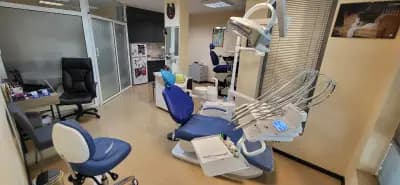 Д-р Велина Атанасова и Д-р Дияна Демирева Дентална практика "V&D dental"