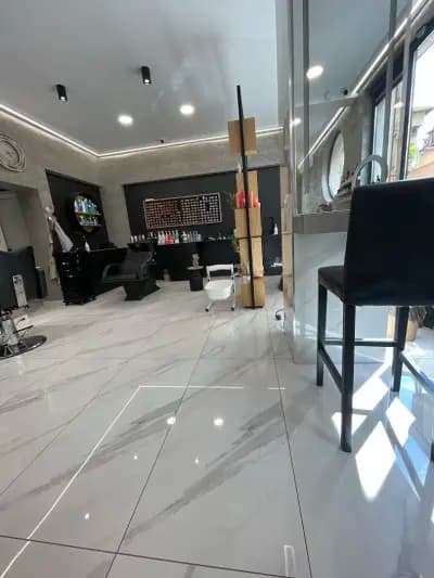 Circle Beauty Salon