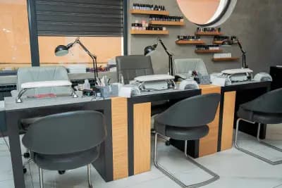 Circle Beauty Salon