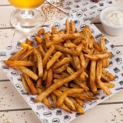 Skapto Burgers, Beers and Fries Kapana