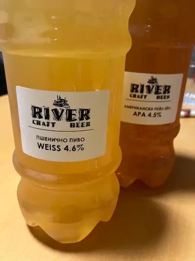 River Craft Beer Shop & Bar