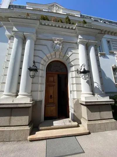 Посолство на Република Франция