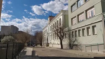 Профилирана природо-математическа гимназия „Добри Чинтулов“