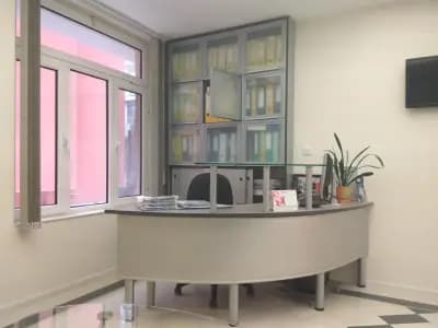 Дентален център „Д-р Даковски“