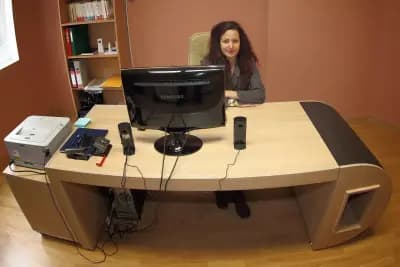 Адвокат Петя Ненчева - при дела за развод, семейно, наследствено, вещно право и др.
