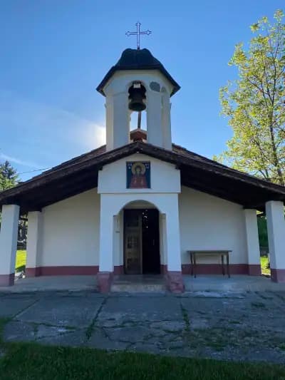 Храм „Света Петка“