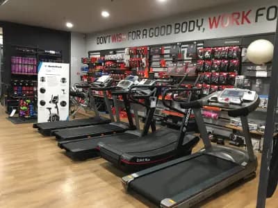 SPORT DEPOT Пловдив MEGA STORE