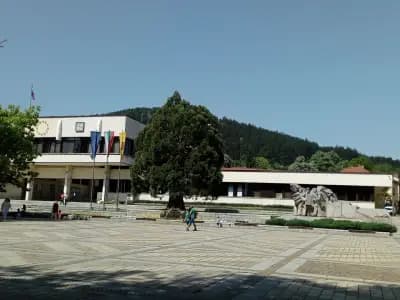 Указателите ЕООД