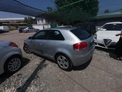 Автокъща AVI AUTO & AUTO MALL CENTER