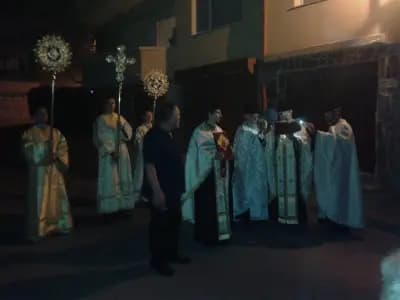 Храм „Свети Архангел Михаил“