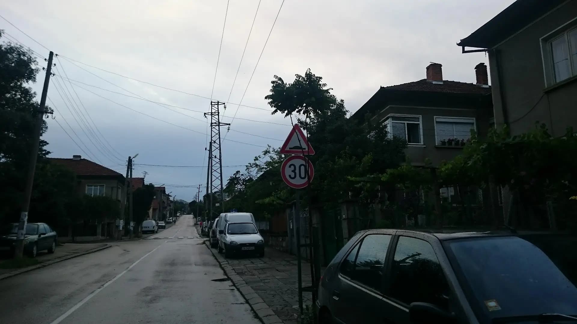 Д-Р НИКОЛАЙ ЛАЗАРОВ