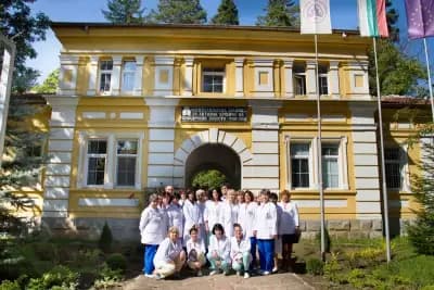 Специализирана болница за активно лечение на белодробни болести - Троян ЕООД