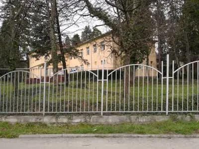 Специализирана болница за активно лечение на белодробни болести - Троян ЕООД