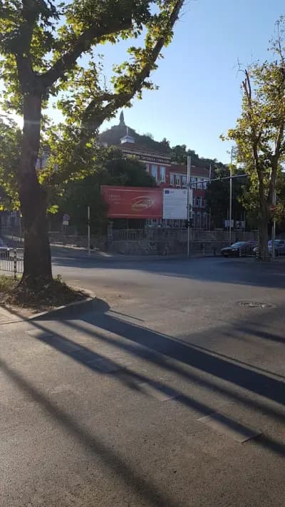 Национална търговска гимназия