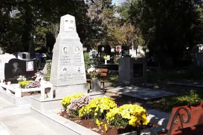 Гробищен парк "ВАРНА"