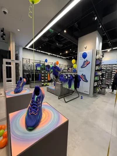 ASICS Grand Mall