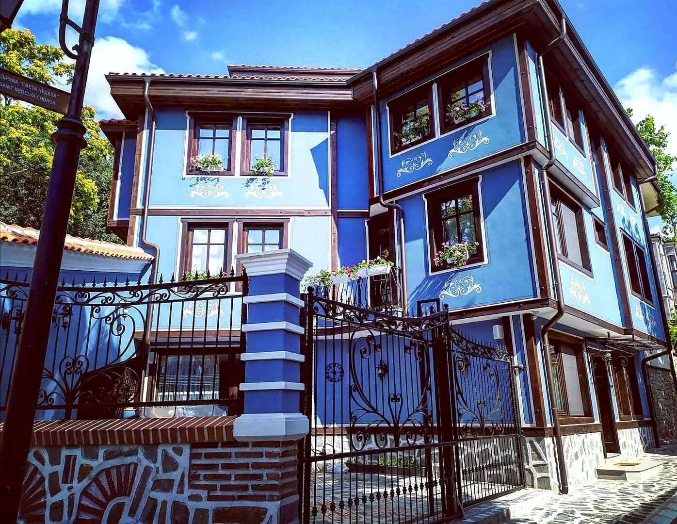 PULPUDEVA Family Hotel
