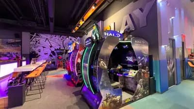 Боулинг MegaXtreme - SkyCity mall