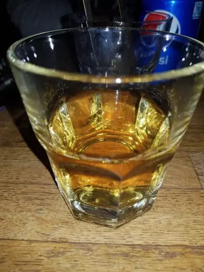 Bar Famous