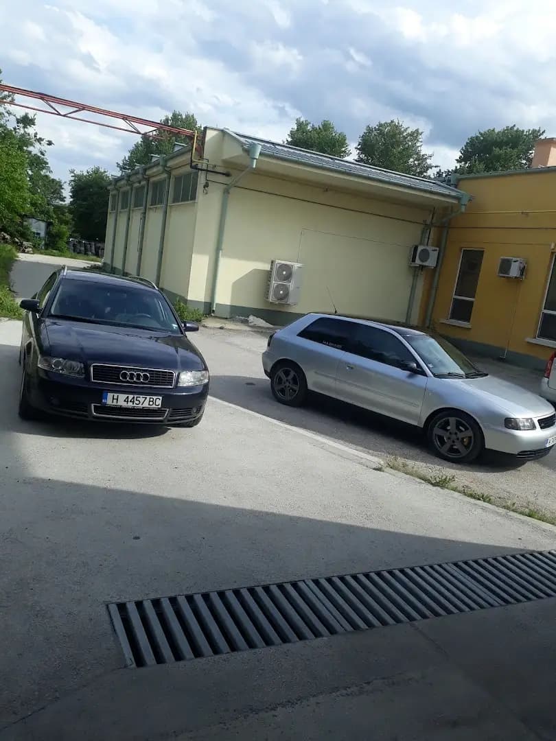 КММ