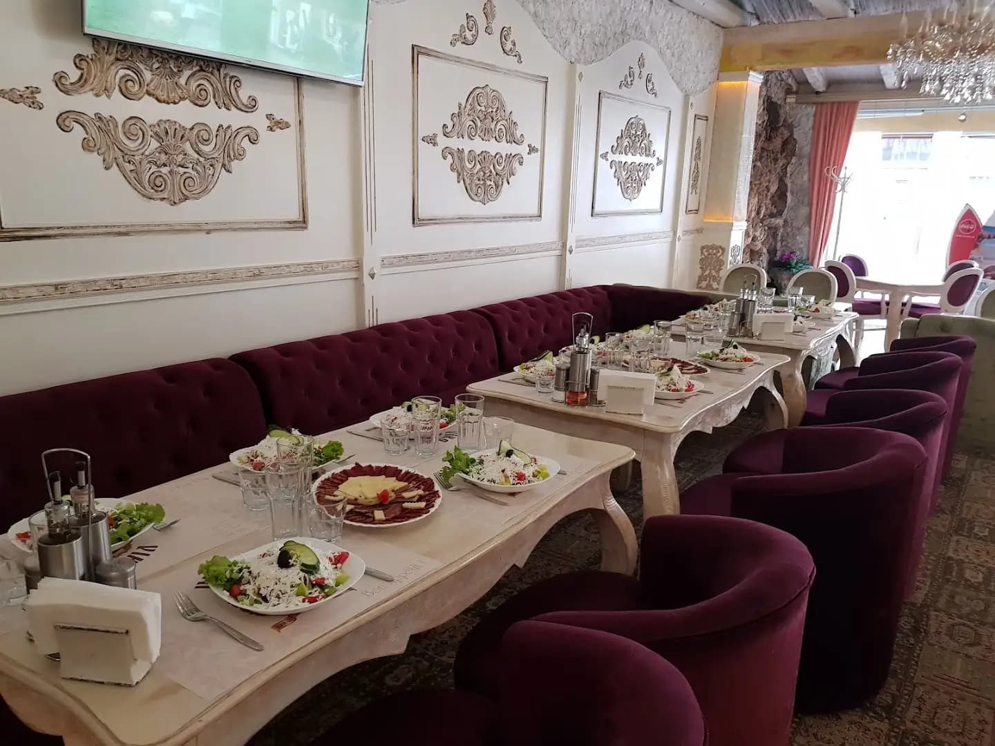 Виконт Bar & Dinner