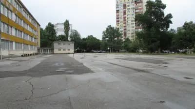 15. СУ „Адам Мицкевич“