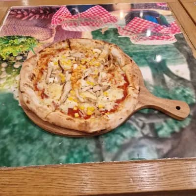 The Little Mozzarella - Pizza, Grill & Salad Bar | Вкусна Пица | Традиционна Италианска Паста | Скара | Свежи Салати