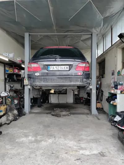 Автосервиз V12 Варна - Реглаж геометрия ходова част, ремонт, регулиране на фарове