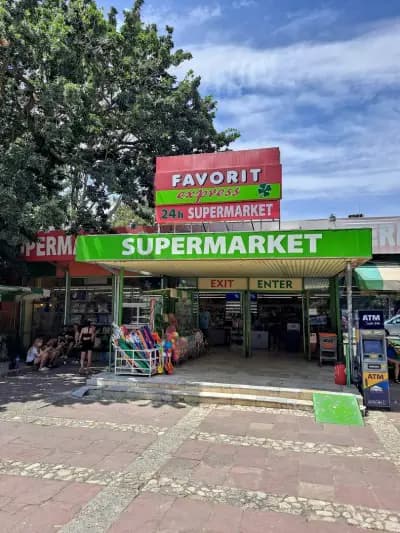 FAVORIT Supermarket