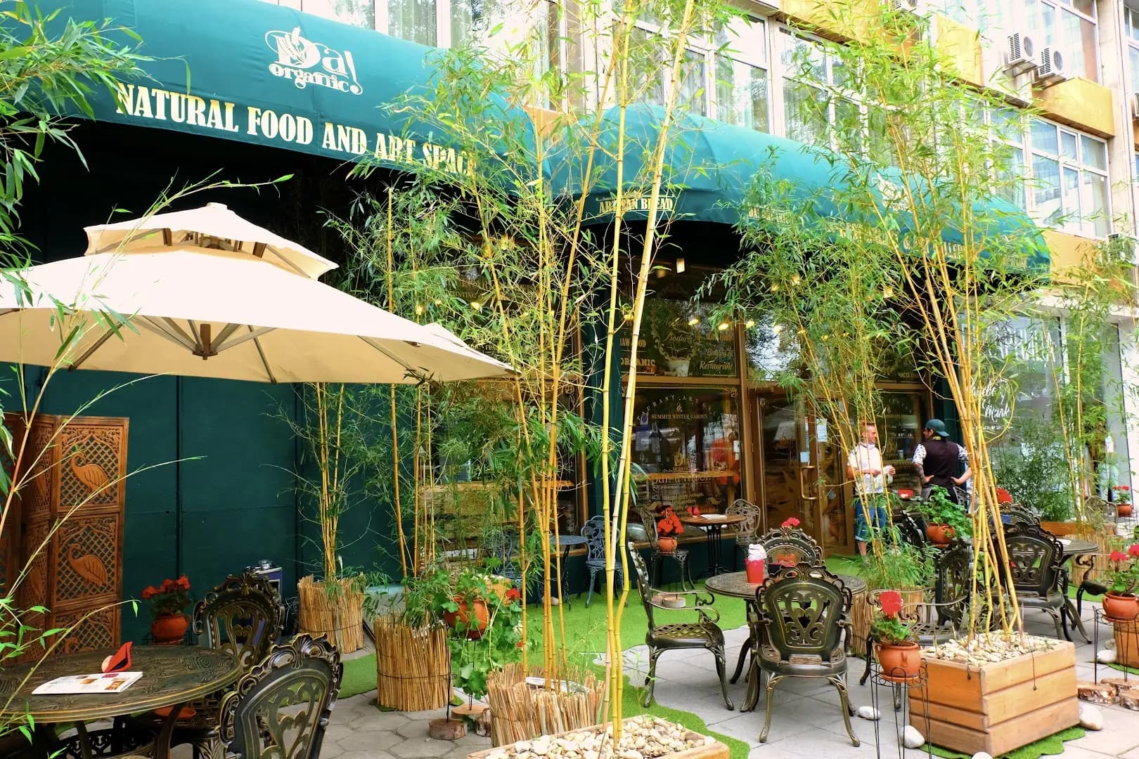 Da!Organic - art space & natural food restaurant