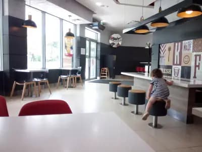 KFC Drive Thru Бургас