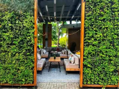 Garden Bar&Kitchen