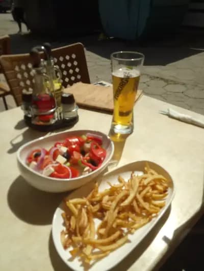 Famous Bar 2