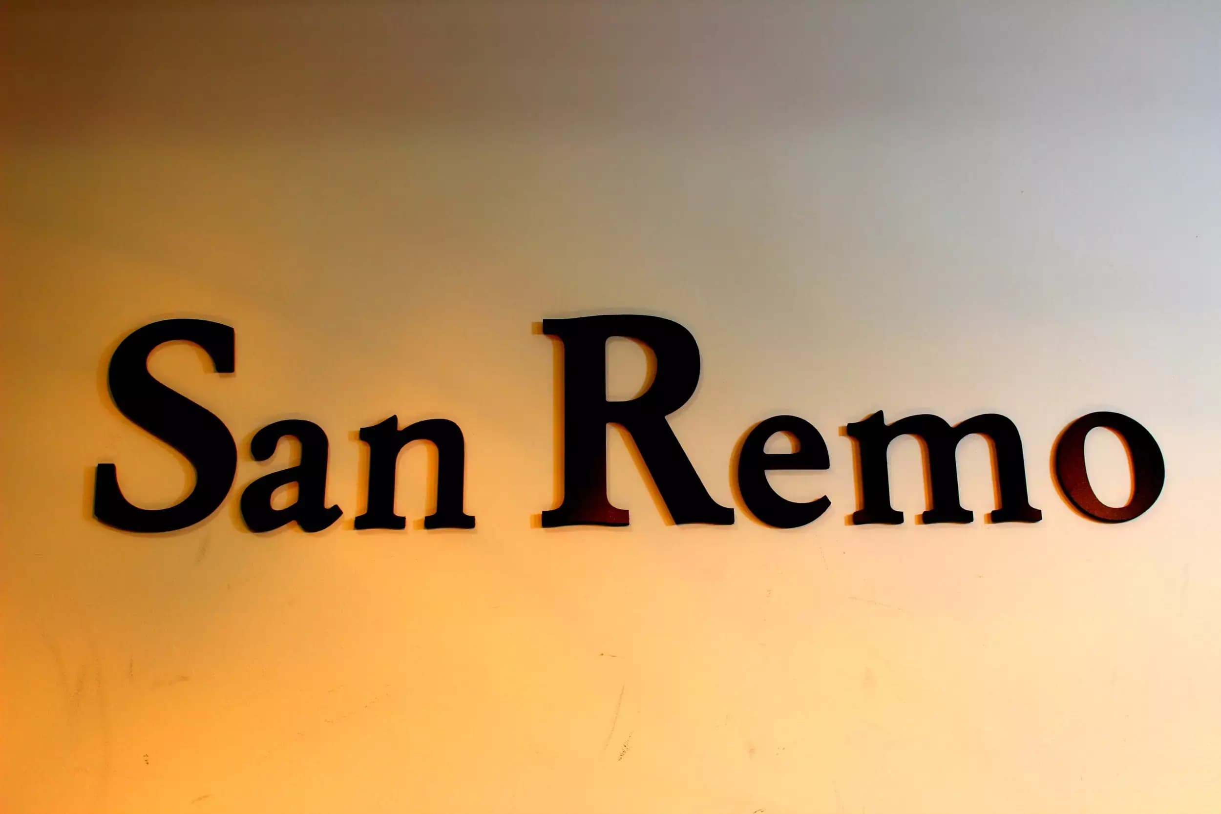 Магазин "San Remo"