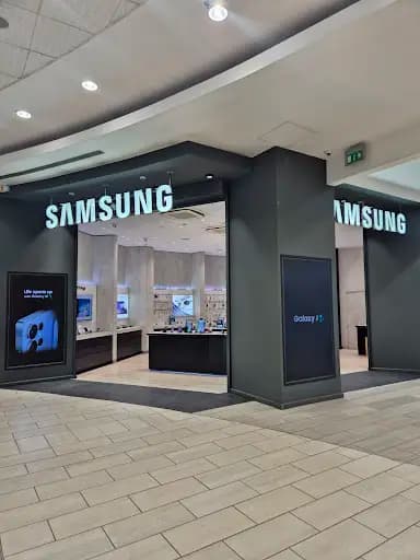 Samsung Experience Store - The Mall