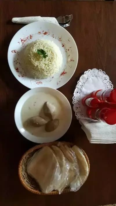 Арабски ресторант Лайалина наргиле бар