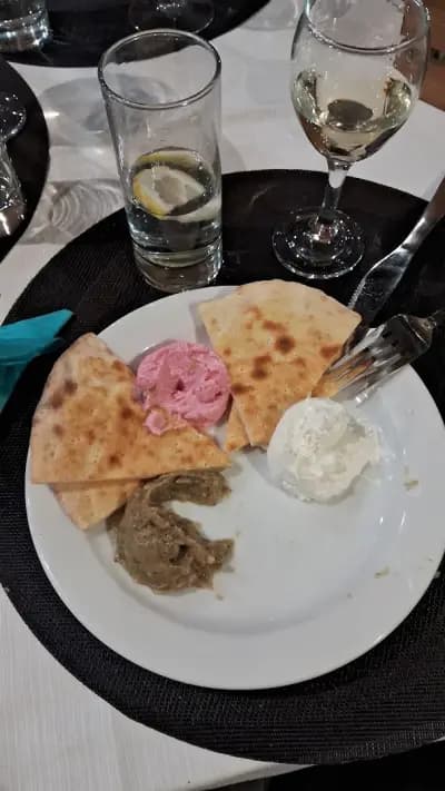 ROYAL Pizza & Restaurant