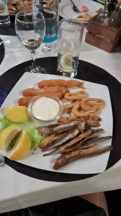 ROYAL Pizza & Restaurant