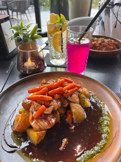 Flavor Bar & Restaurant
