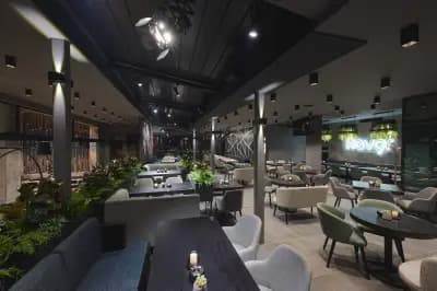 Flavor Bar & Restaurant