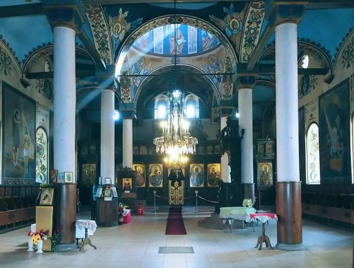 Храм „Света Преподобна Параскева“