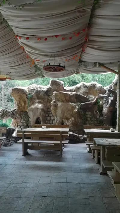 Tavern in Kolcho