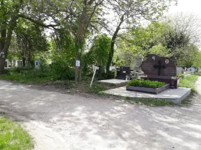 Гробищен парк Чародейка