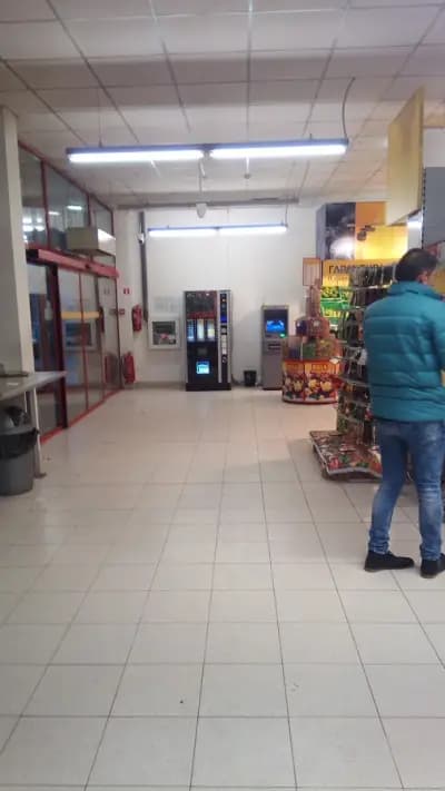 Билла Изток