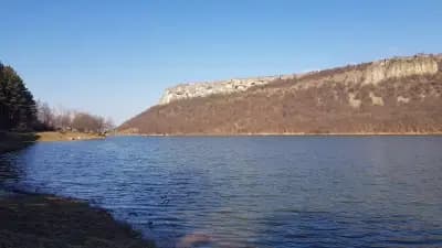 Водопад Момин скок