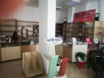 СТЕРМ ООД | Магазин за отоплителни инсталации | Магазин за врати