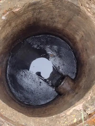 Отпушване на канали и източване на септични ями Велико Търново и региона.
